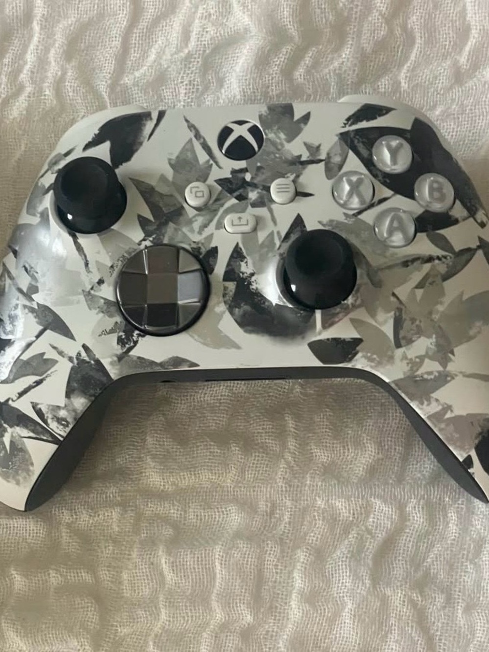 Xbox Storm Breaker Special Edition Wireless Controller NWT Brand New.